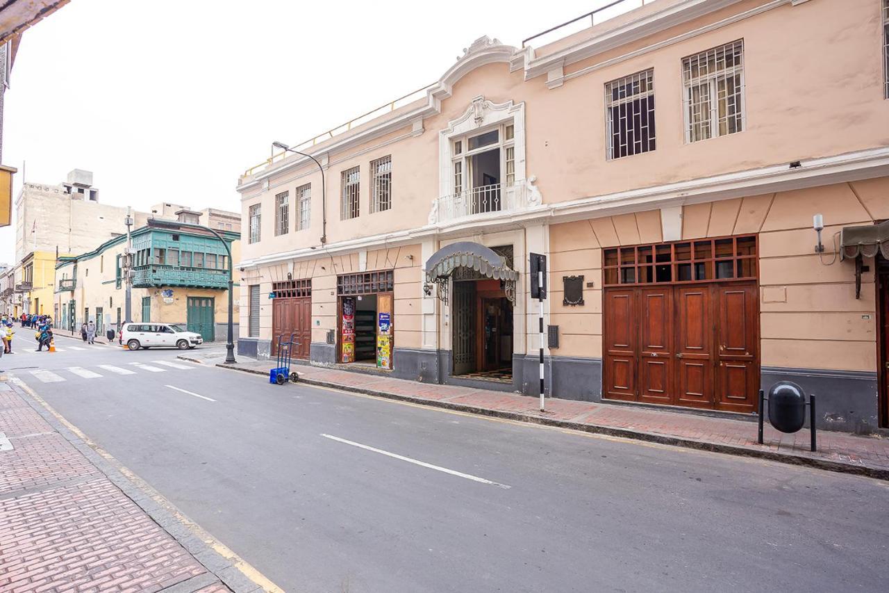 Ayenda Goldi Hotel Лима Екстериор снимка